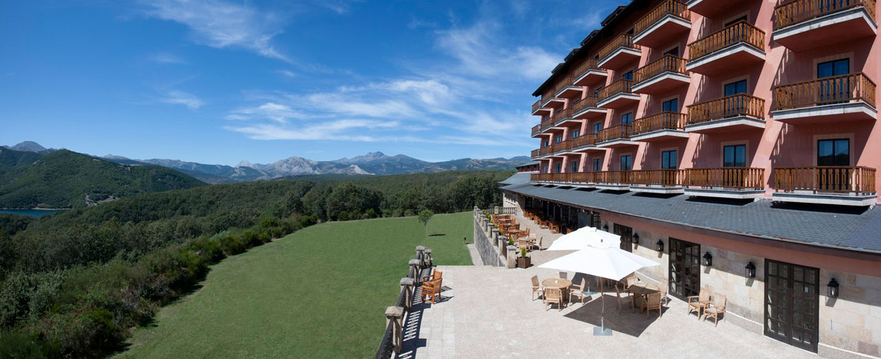El Parador de Cervera donará el importe del chocolate que venda esta Navidad