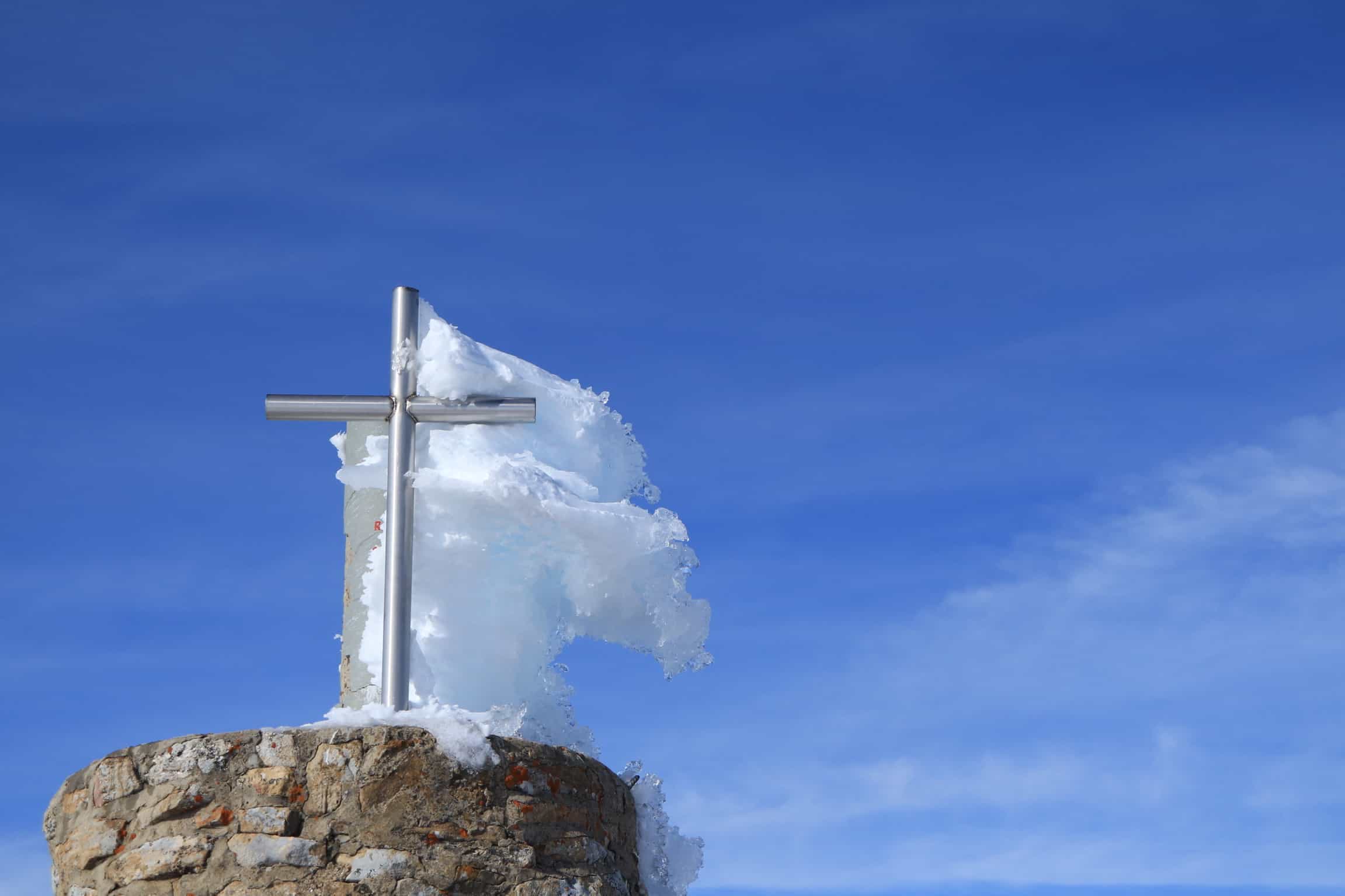 La montaña palentina se congela con temperaturas bajo cero