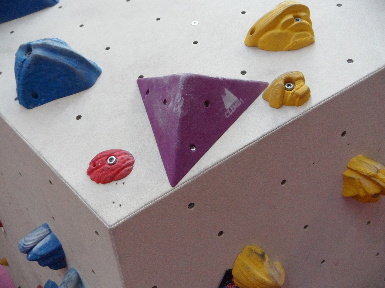 Ribera Sur contará con un boulder, elementos «parkour» y canchas deportivas sobre arena