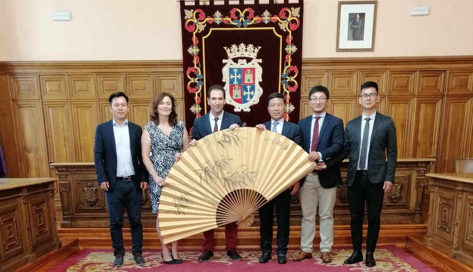 Empresarios chinos muestran interés en poder estrechar lazos culturales y económicos con Palencia