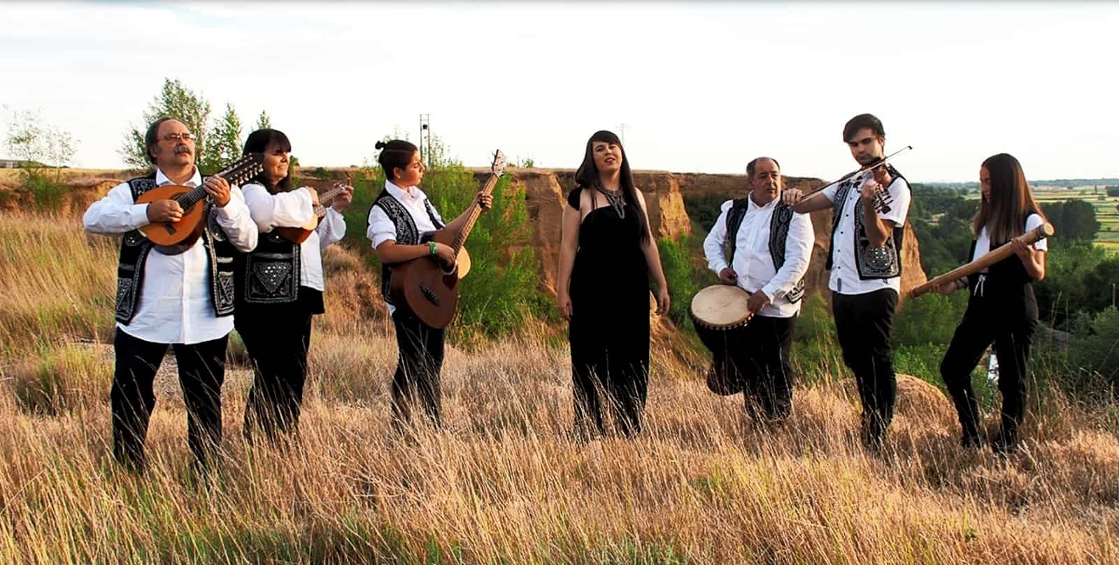 Amalgama Folk compone el himno de Monzón de Campos Palencia