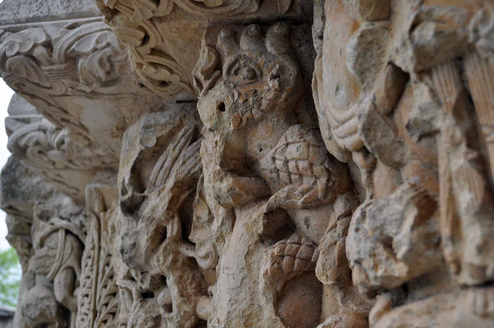 Un libro analiza la figura de Satán en tiempos del románico