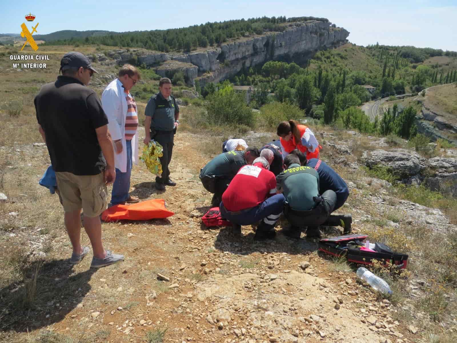 La Guardia Civil rescata a una montañera accidentada en el Cañón de la Horadada