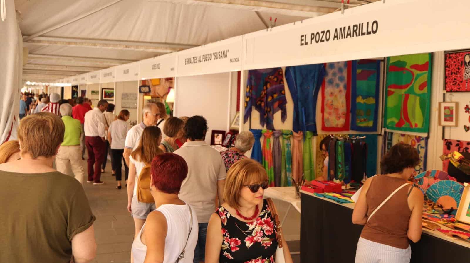 La XXII Feria de Artesanía de Palencia se refuerza con una mayor participación de talleres y una jornada más de actividad