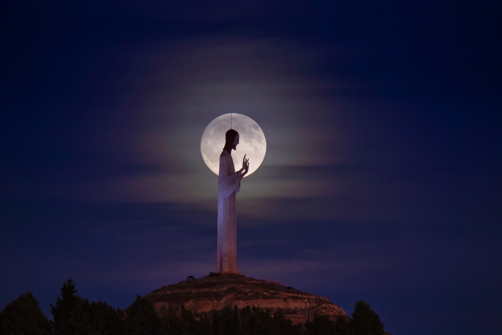 Accésit "Cristo del Otero con la Luna llena" | Héctor de la Parte Herrero