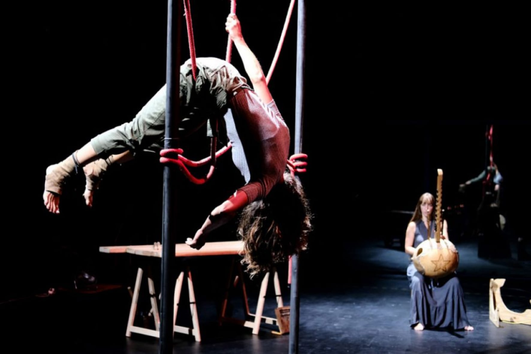 El espectáculo de circo 'Aware' a escena en el Teatro Principal