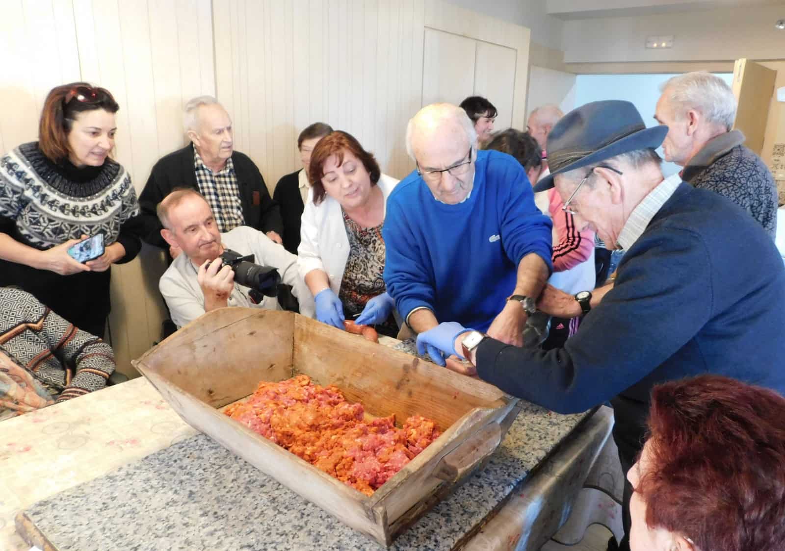 Rememorando viejos usos y recetas en Tercera Actividad Aguilar