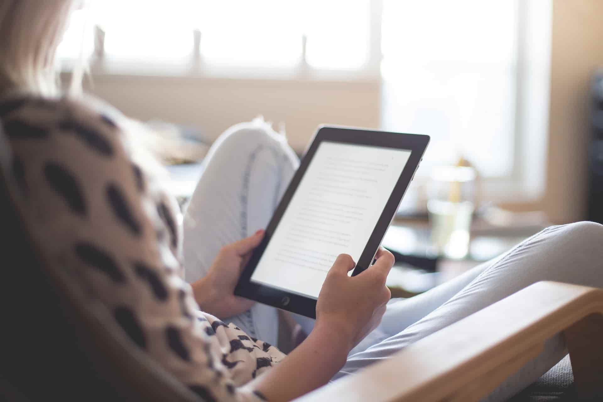 Palencia regala 14.000 libros digitales a los clientes de los bares de la capital