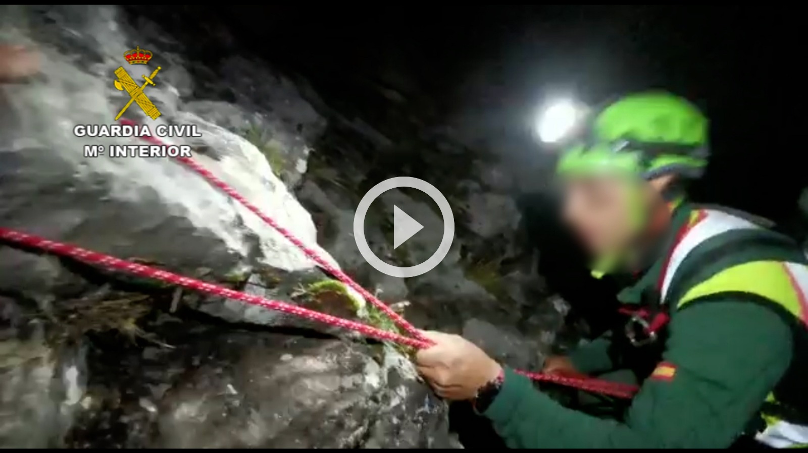 Rescatados dos montañeros en una zona de muy difícil acceso en el pico Espigüete