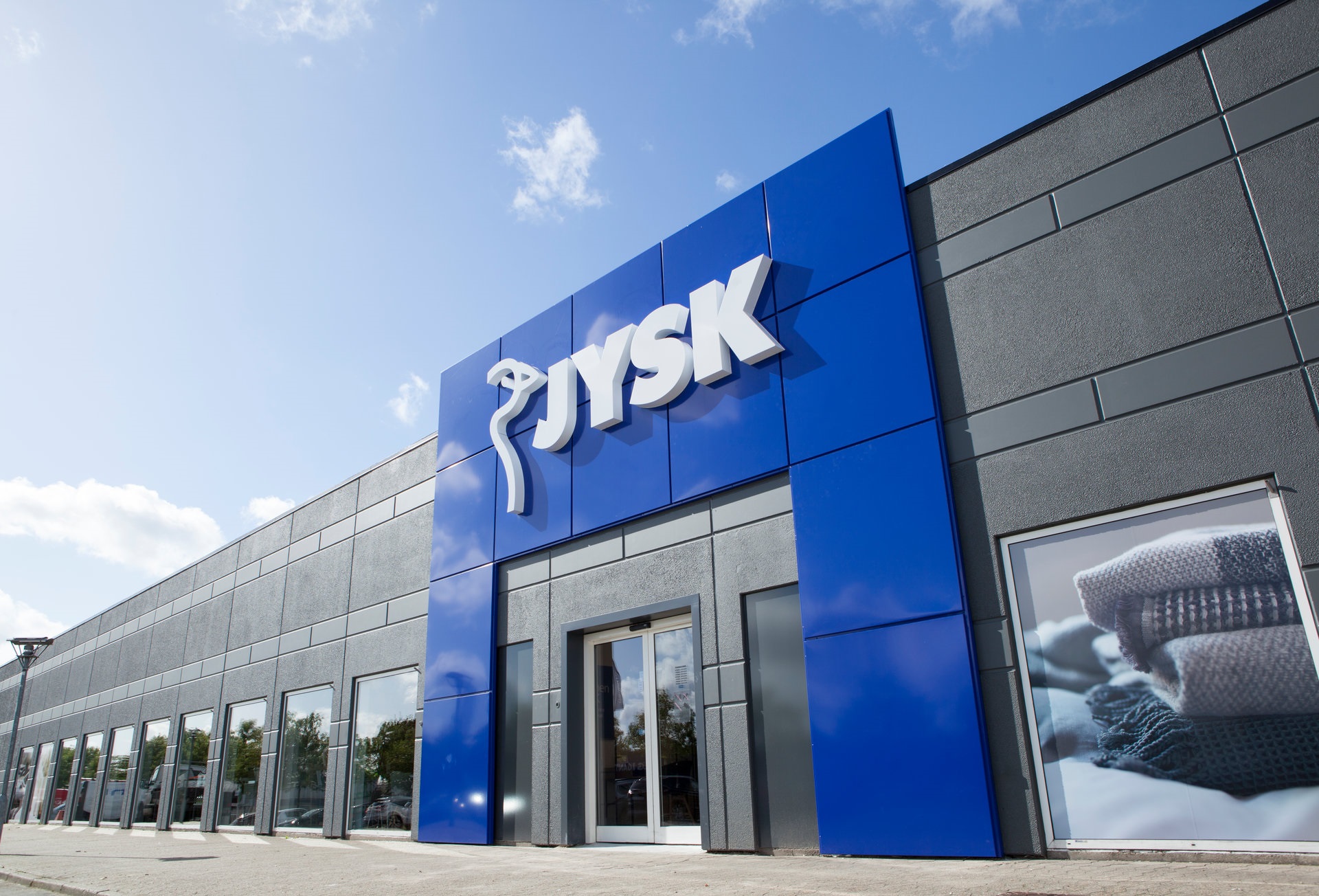 JYSK abre su nueva tienda en el Parque Comercial Arambol