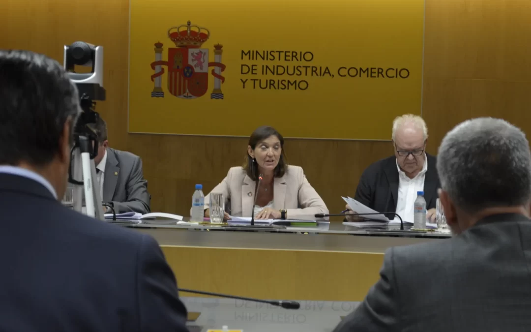 El Gobierno convoca la Mesa del Acero