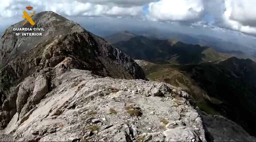 La Guardia Civil rescata a un montañero en el Pico Espigüete