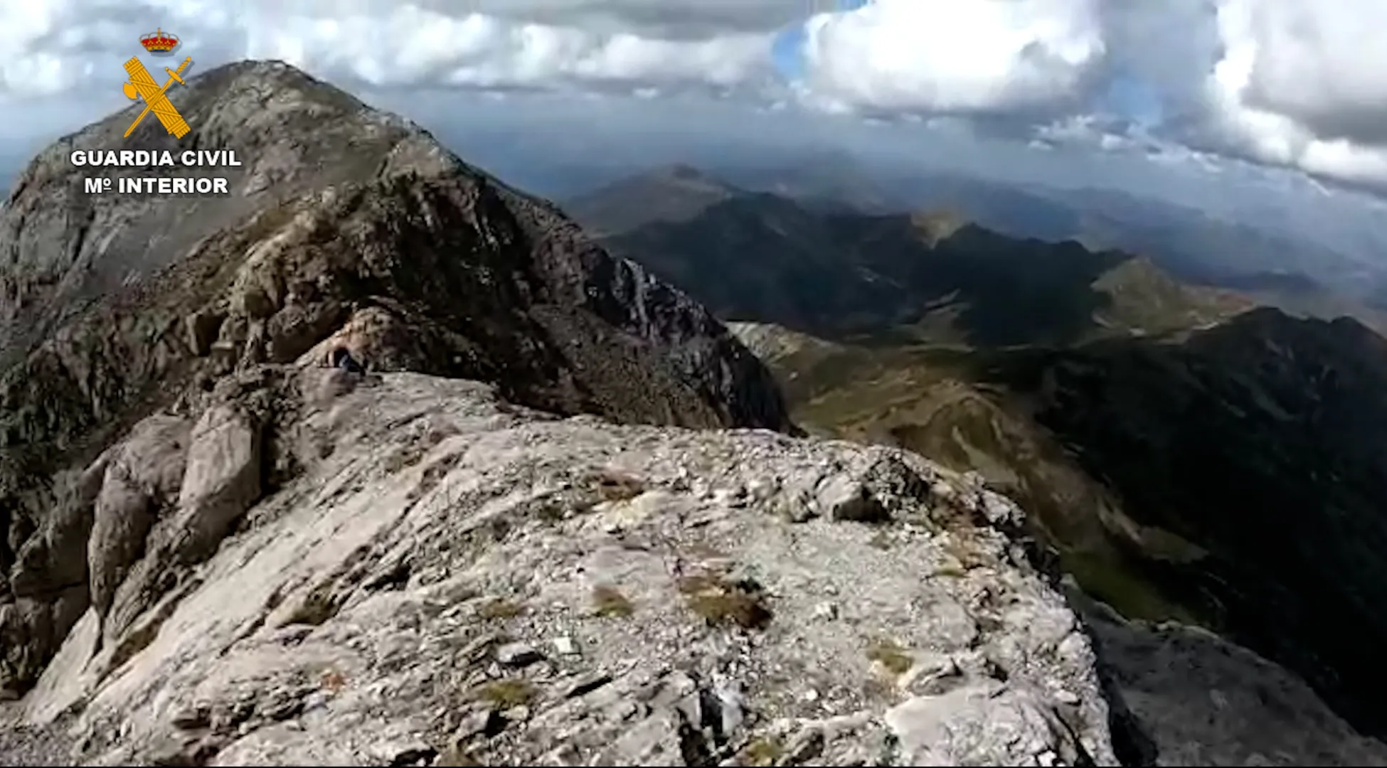 La Guardia Civil rescata a un montañero en el Pico Espigüete