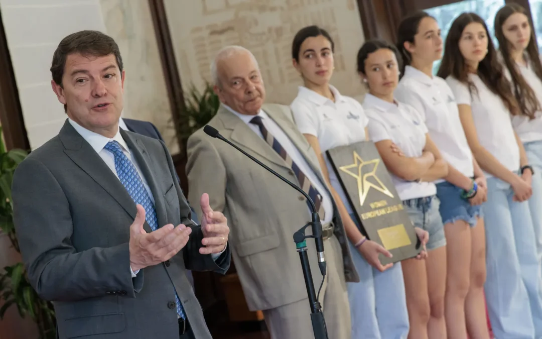 Mañueco agradece al Club de Patinaje Munia Panteras su entrega y su esfuerzo
