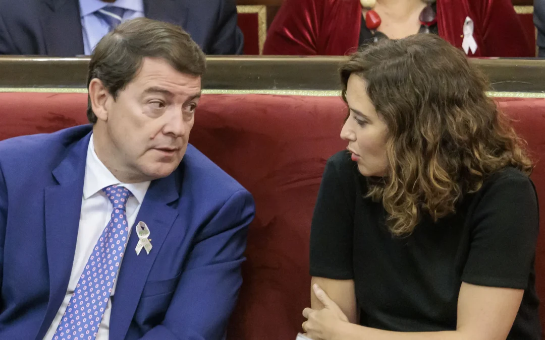 Mañueco anuncia que irá a la vía judicial si Sánchez privilegia a comunidades por votos para su investidura
