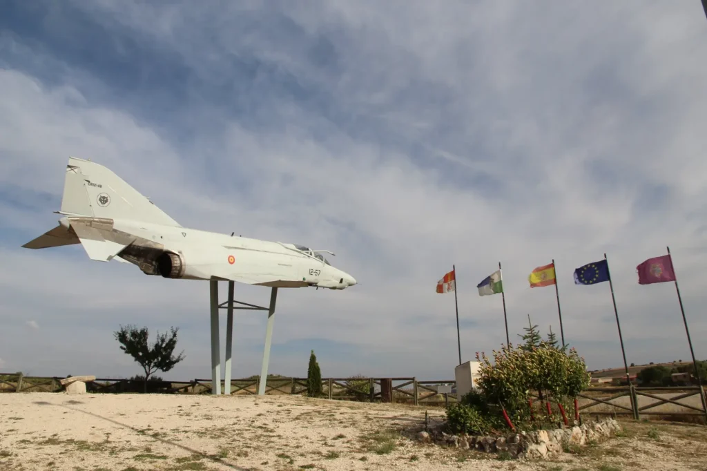 Antigüedad impulsa un proyecto de Museo de Aviación para atraer visitantes