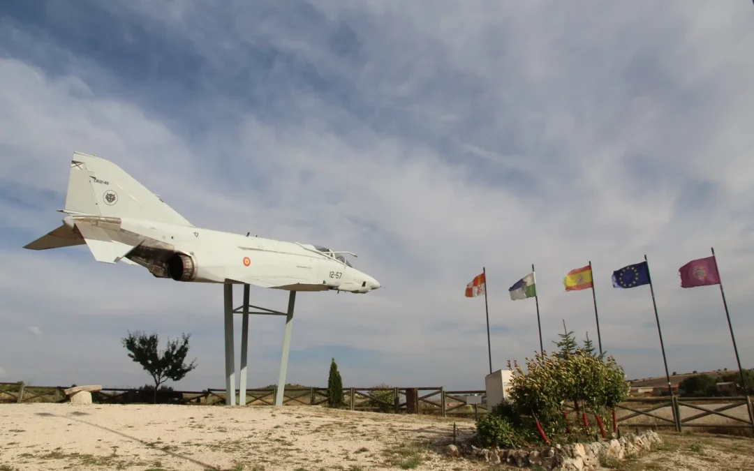 Antigüedad impulsa un proyecto de Museo de Aviación