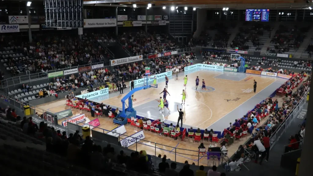 El Zunder Palencia busca su segunda victoria ante el UCAM Murcia