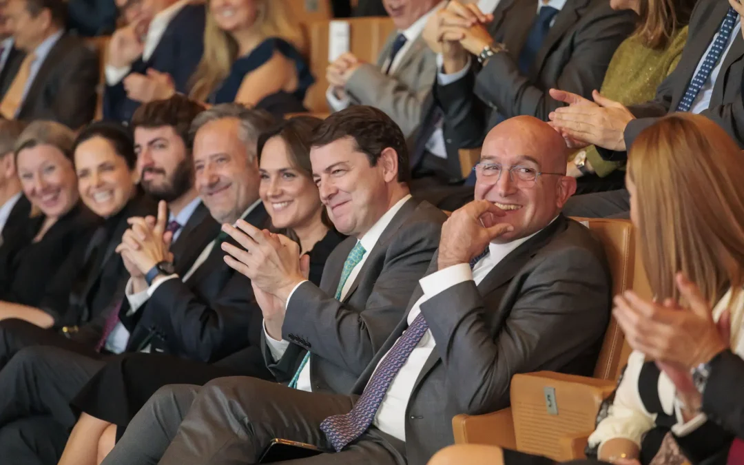 Fernández Mañueco destaca el potencial de Castilla y León en los XI Premios La Posada
