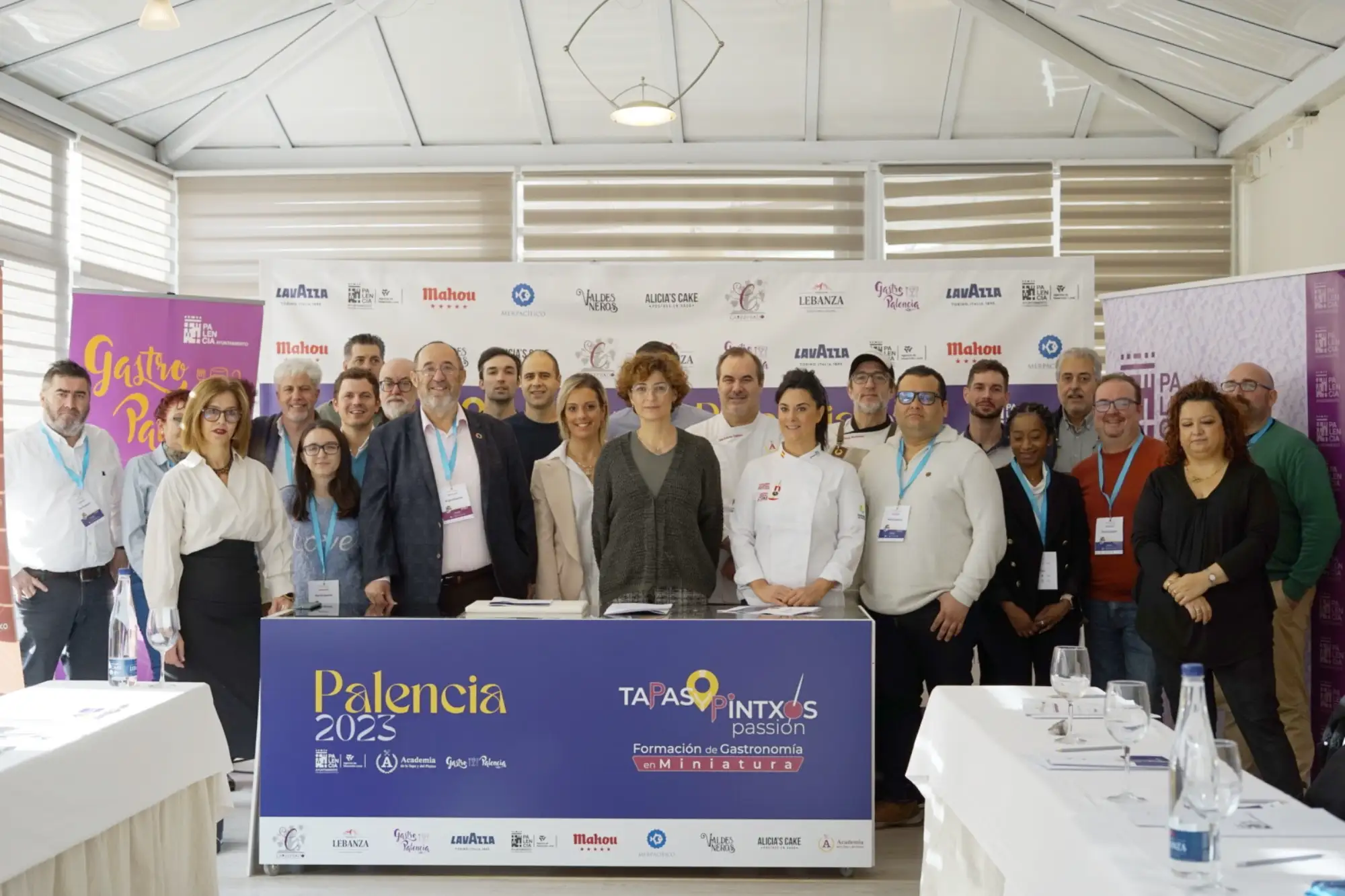 Hosteleros de Palencia aprenden técnicas de gastronomía en miniatura