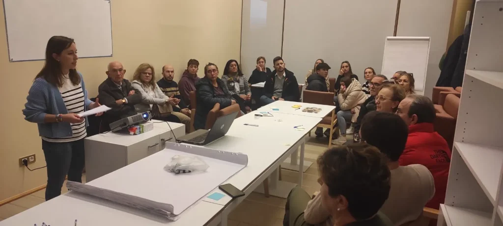 Villamuriel arranca el Centro Multiservicios y los Puntos Violetas
