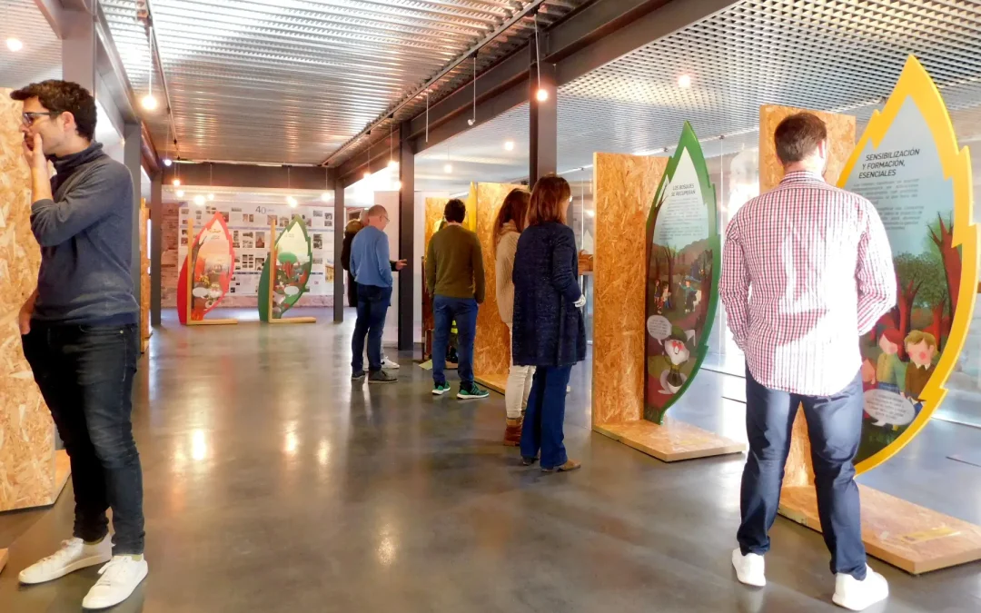 La Fundación Santa María la Real acoge una exposición sobre prevención de incendios forestales
