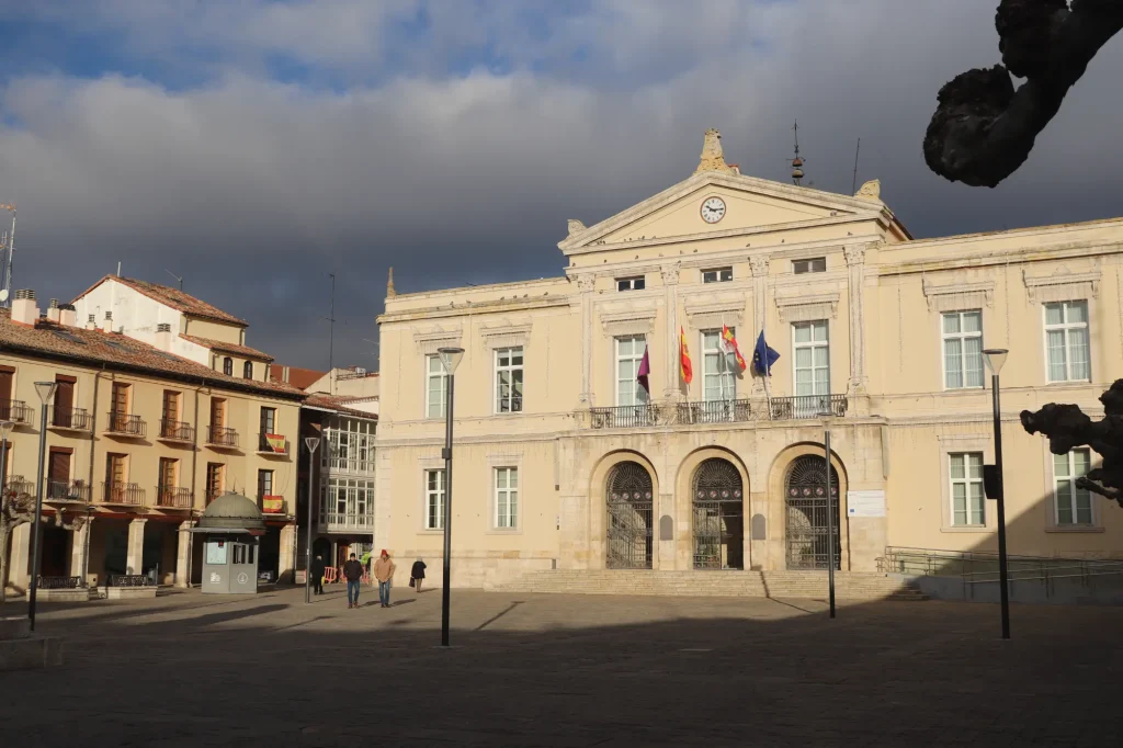La Plaza Mayor acoge la primera Nochevieja Infantil de Palencia