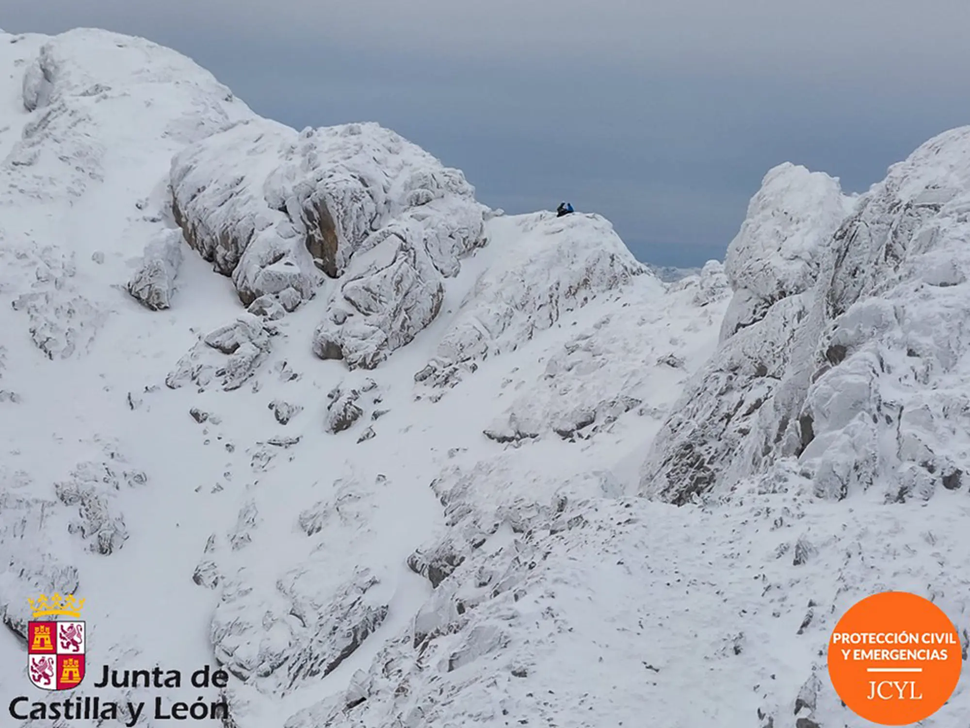 Rescatados dos montañeros enriscados en el Pico Espigüete