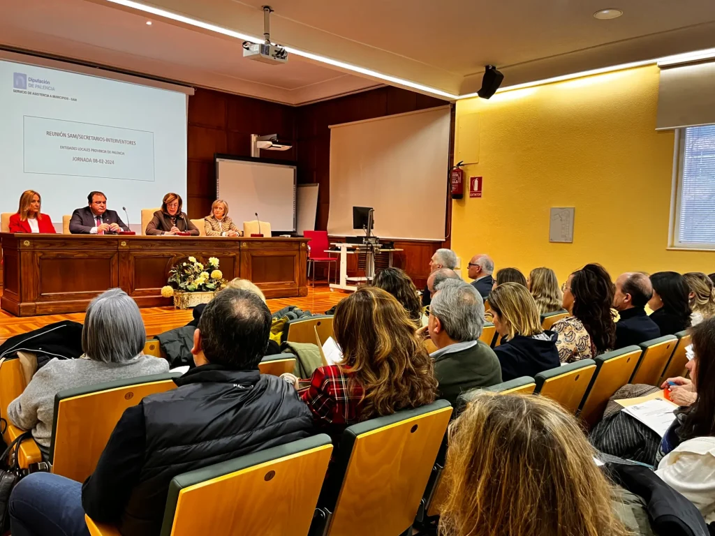 Secretarios e interventores de la provincia conocen las novedades normativas en materia presupuestaria