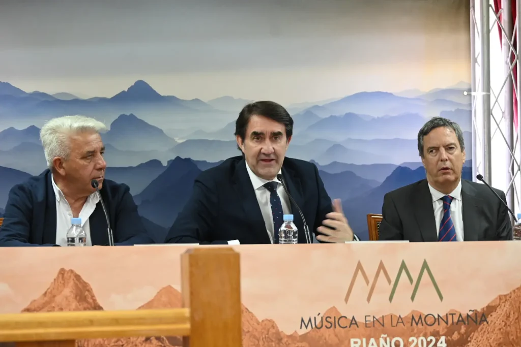 Andrés Calamaro y Taburete en la VII edición de Música en la Montaña en Riaño