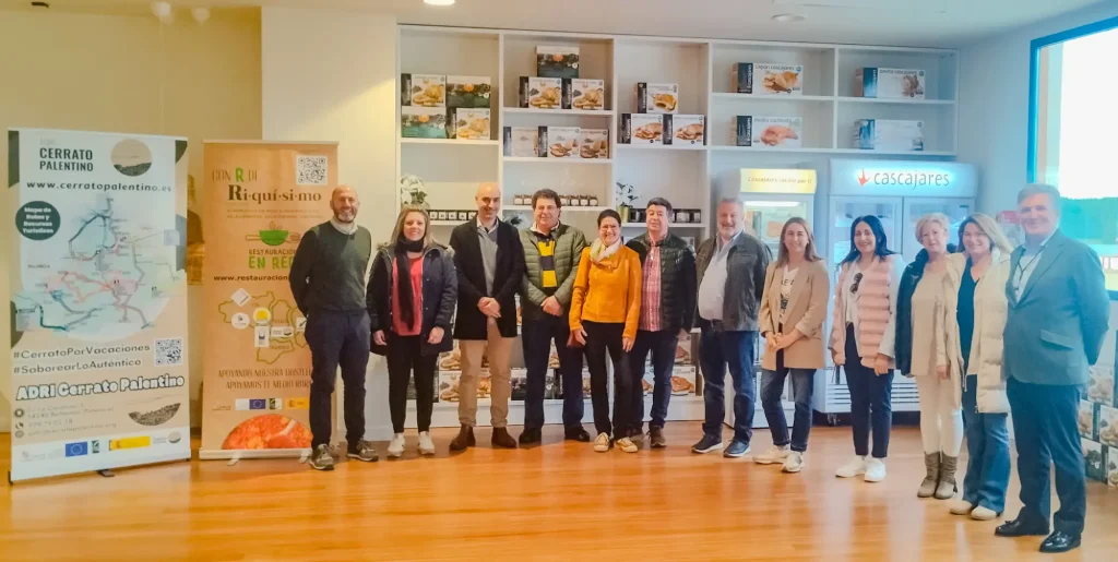 Jornada de formación y un showcooking en las nuevas instalaciones de Cascajares en Dueñas