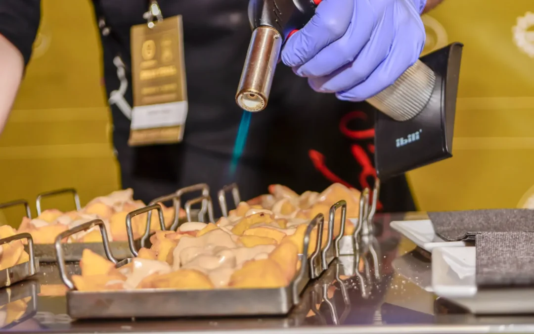 Estos son los cocineros que se disputan el título de las mejores bravas del mundo