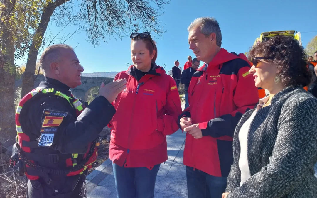 Bomberos de Castilla y León y Portugal se forman en técnicas de rescate acuático ante emergencias de inundación