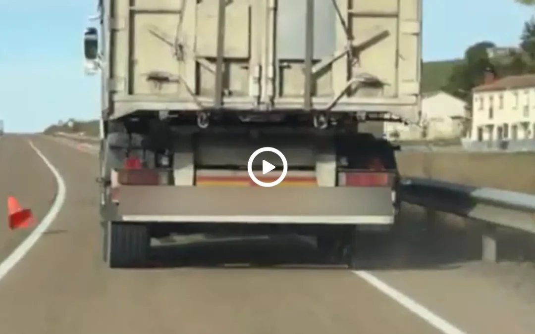 Denunciado el propietario y conductor de un tráiler al derribar 27 conos y deteriorar las marcas viales de la carretera CL-626 en Guardo