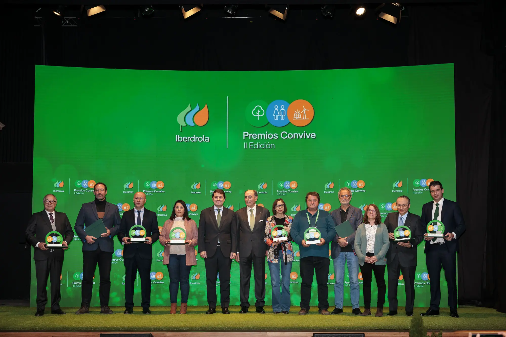 Mañueco reafirma la apuesta de la Junta por las energías renovables para generar oportunidades y bienestar en Castilla y León Mañueco reafirma la apuesta de la Junta por las energías renovables para generar oportunidades y bienestar en Castilla y León