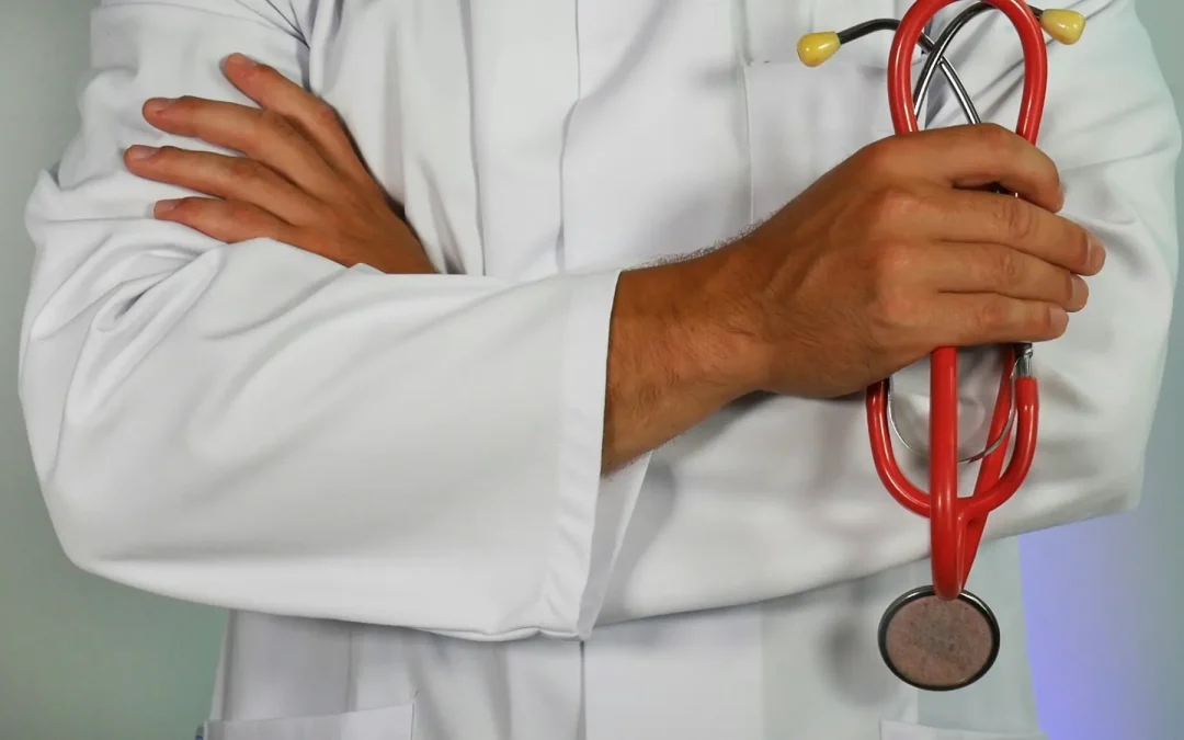 Sanidad hace fijos a otros 127 médicos con el objetivo de cubrir las plazas vacantes