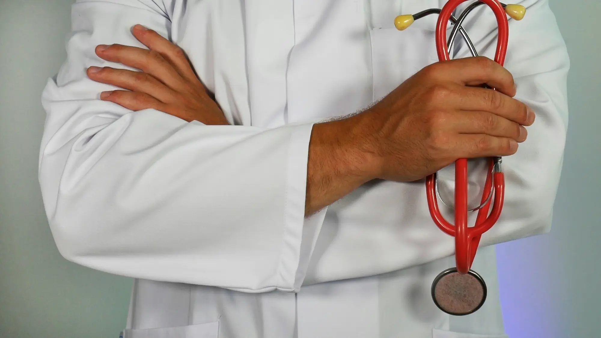 Sanidad hace fijos a otros 127 médicos con el objetivo de cubrir las plazas vacantes Sanidad hace fijos a otros 127 médicos con el objetivo de cubrir las plazas vacantes