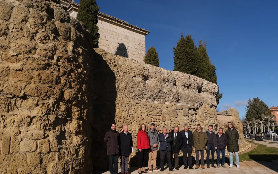 La Junta concluye las obras de restauración y consolidación de la muralla de Carrión de los Condes