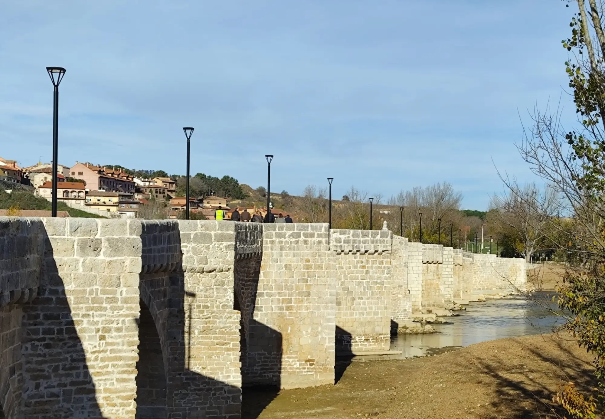 La Junta reabre el histórico puente de Simancas, en Valladolid La Junta reabre el histórico puente de Simancas, en Valladolid