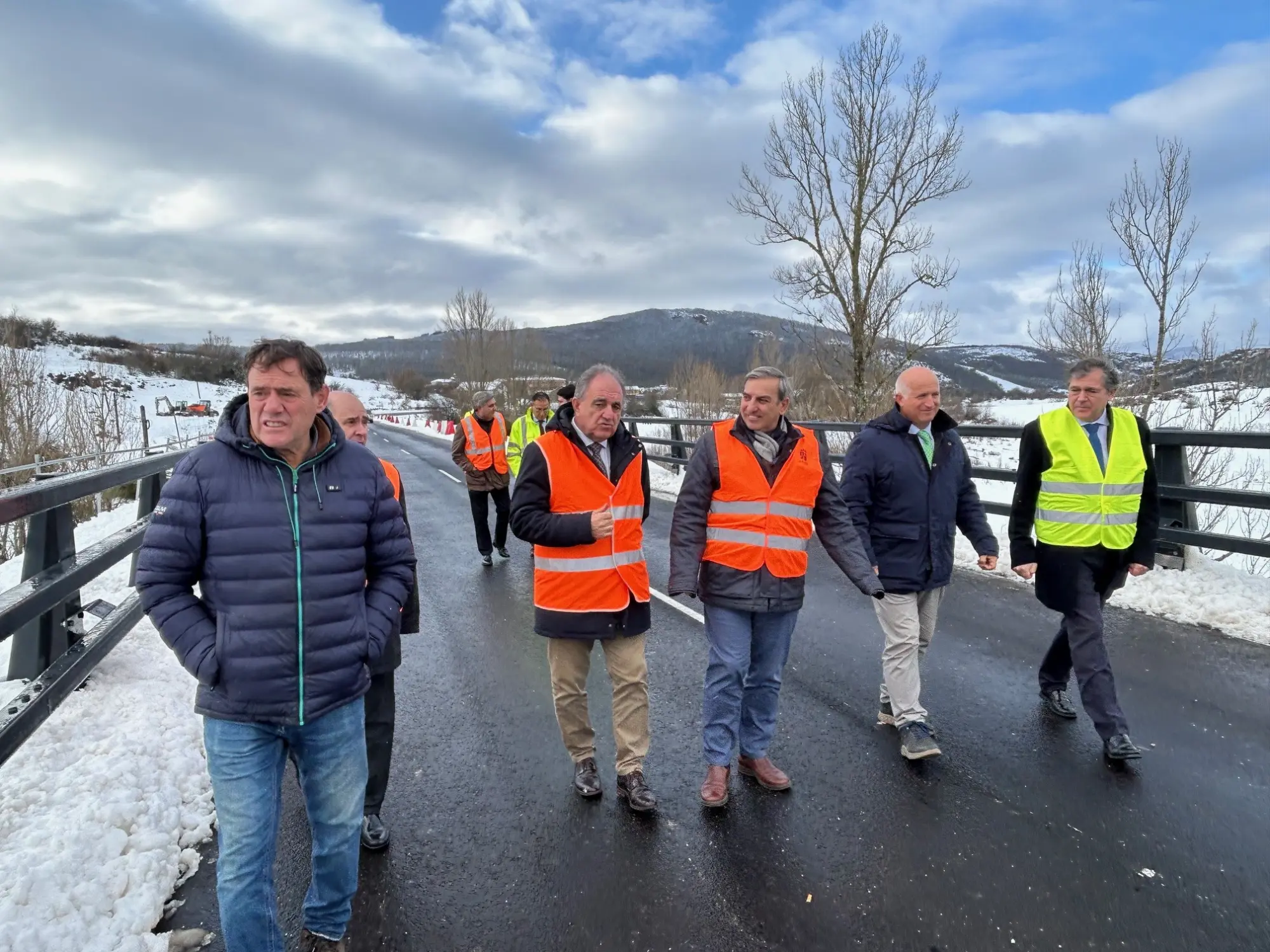 Recta final de las obras de la CL-627 que une Cervera de Pisuerga con Cantabria Recta final de las obras de la CL-627 que une Cervera de Pisuerga con Cantabria