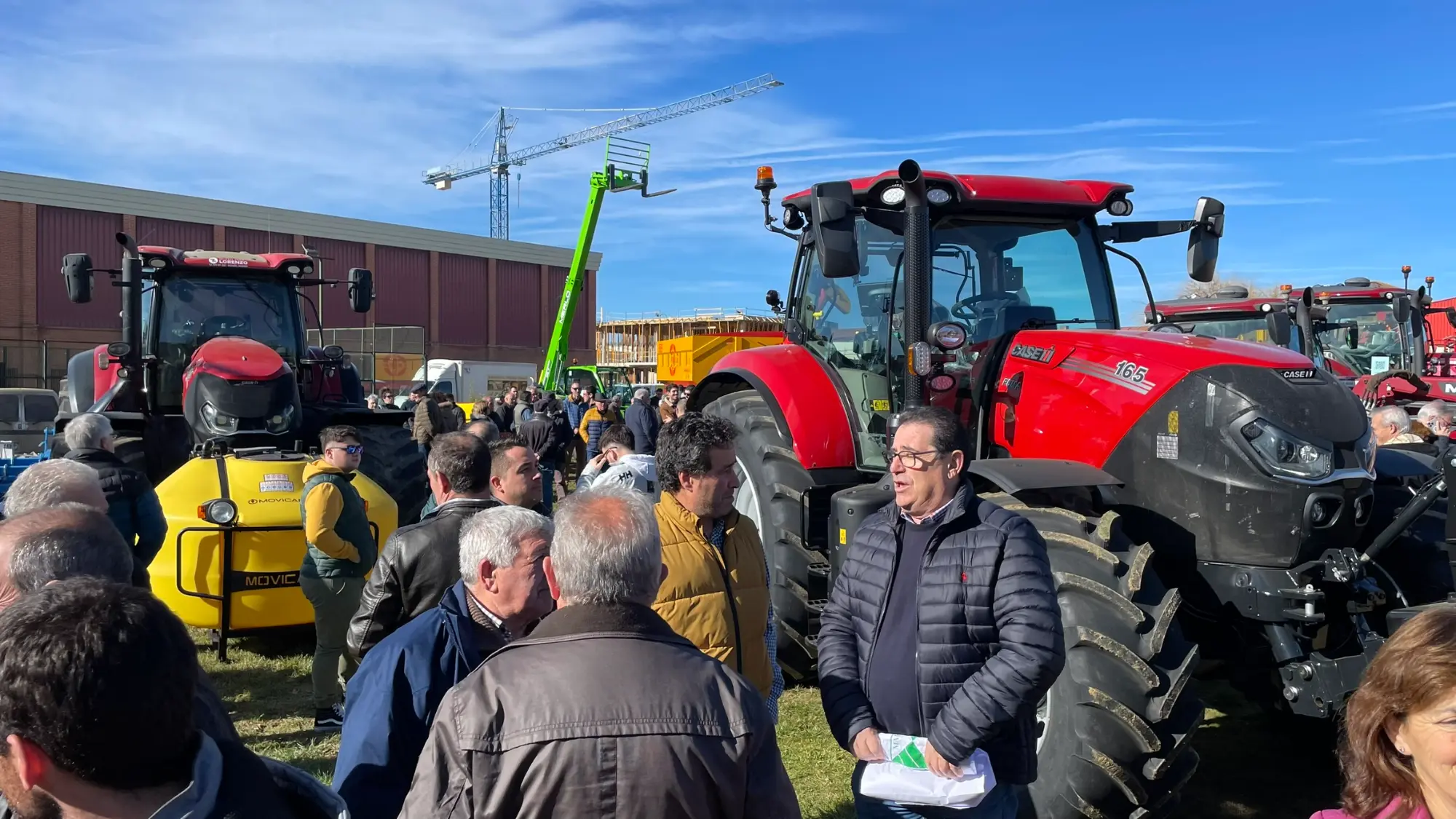 La Junta muestra su apoyo a la Feria de Las Candelas de Saldaña en el 140 aniversario de su primera edición
