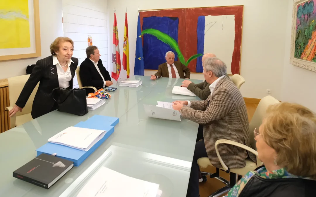 La artista plástica y audiovisual Dora García, Premio Castilla y León de las Artes 2024