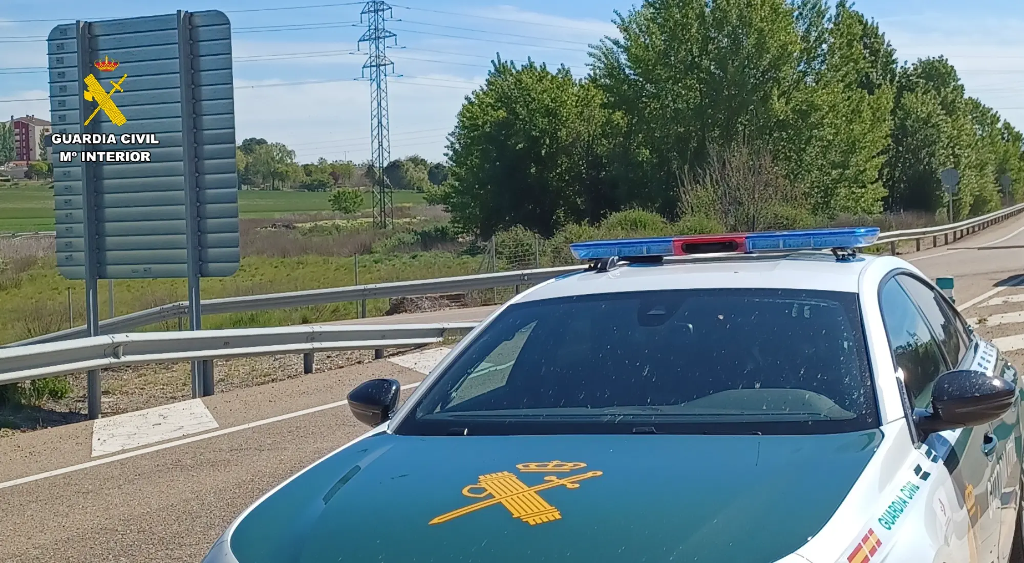 Investigada una persona por desobediencia grave y conducción temeraria