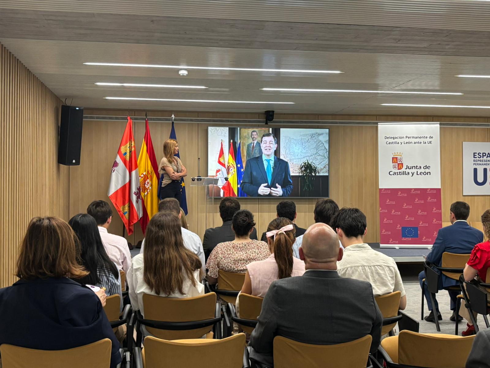 la-delegacion-permanente-de-la-junta-en-bruselas-celebra-el-dia-de-la-comunidad-junto-a-mas-de-un-ce