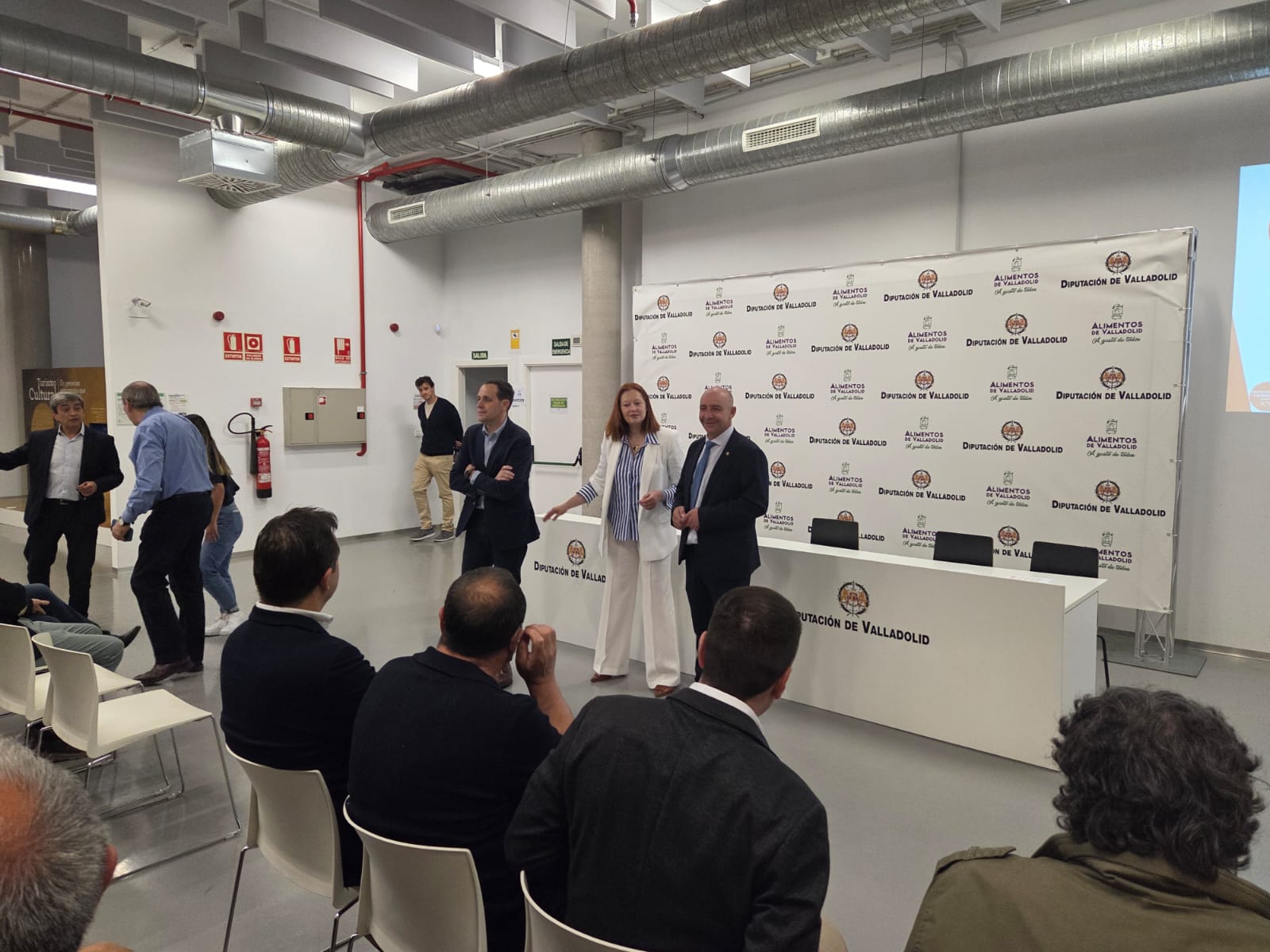 la-junta-forma-a-las-autoridades-locales-de-la-provincia-de-valladolid-para-que-puedan-sensibilizar-