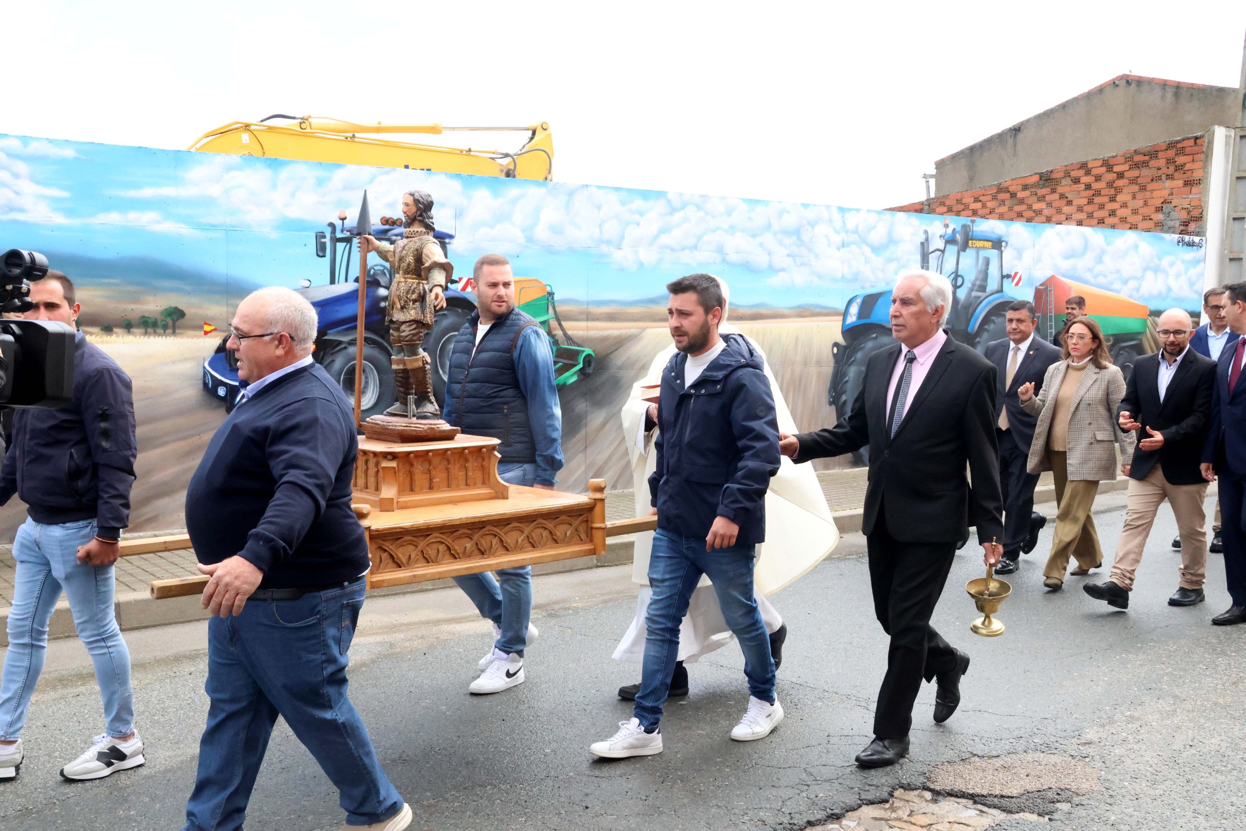 la-junta-reconoce-el-trabajo-y-el-compromiso-del-sector-agrario-para-impulsar-el-desarrollo-rural-de
