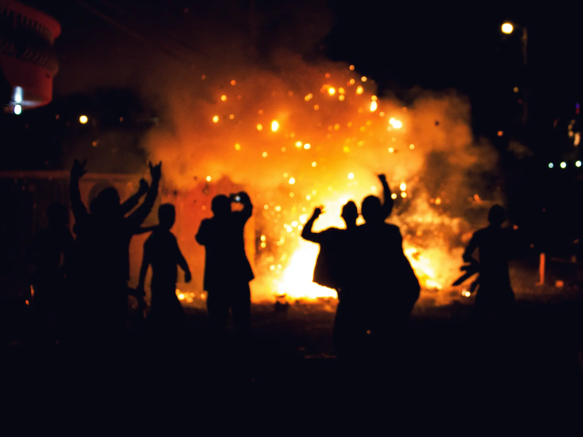 Hoguera de San Juan 2025 Fiestas de San Juanillo en Palencia