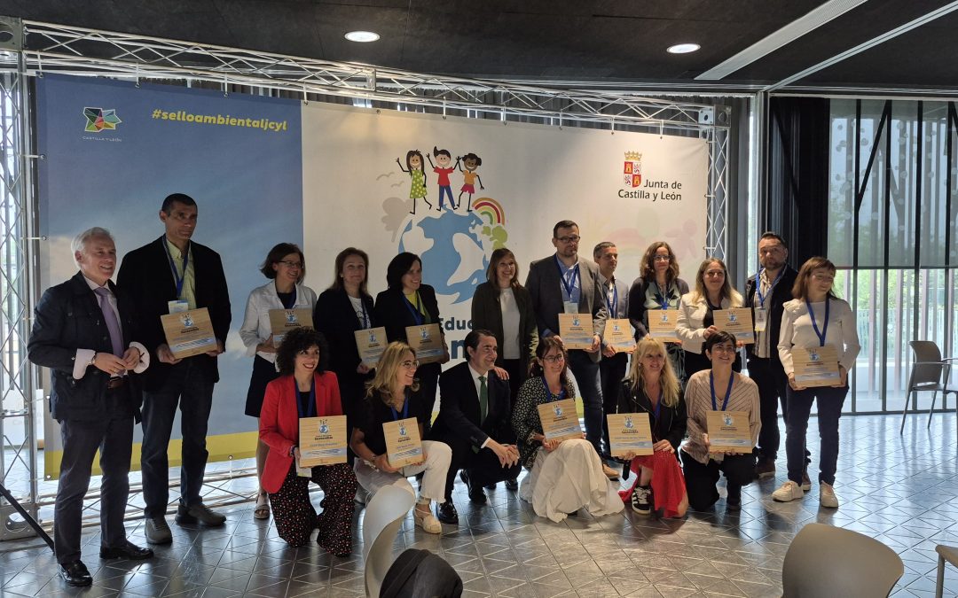 Catorce colegios de Castilla y León reciben el sello ‘Centro Educativo Sostenible’