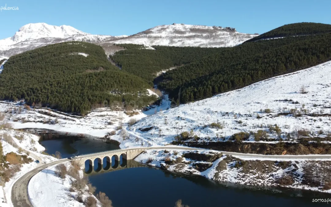 Las mejores postales aéreas del invierno en la Montaña Palentina