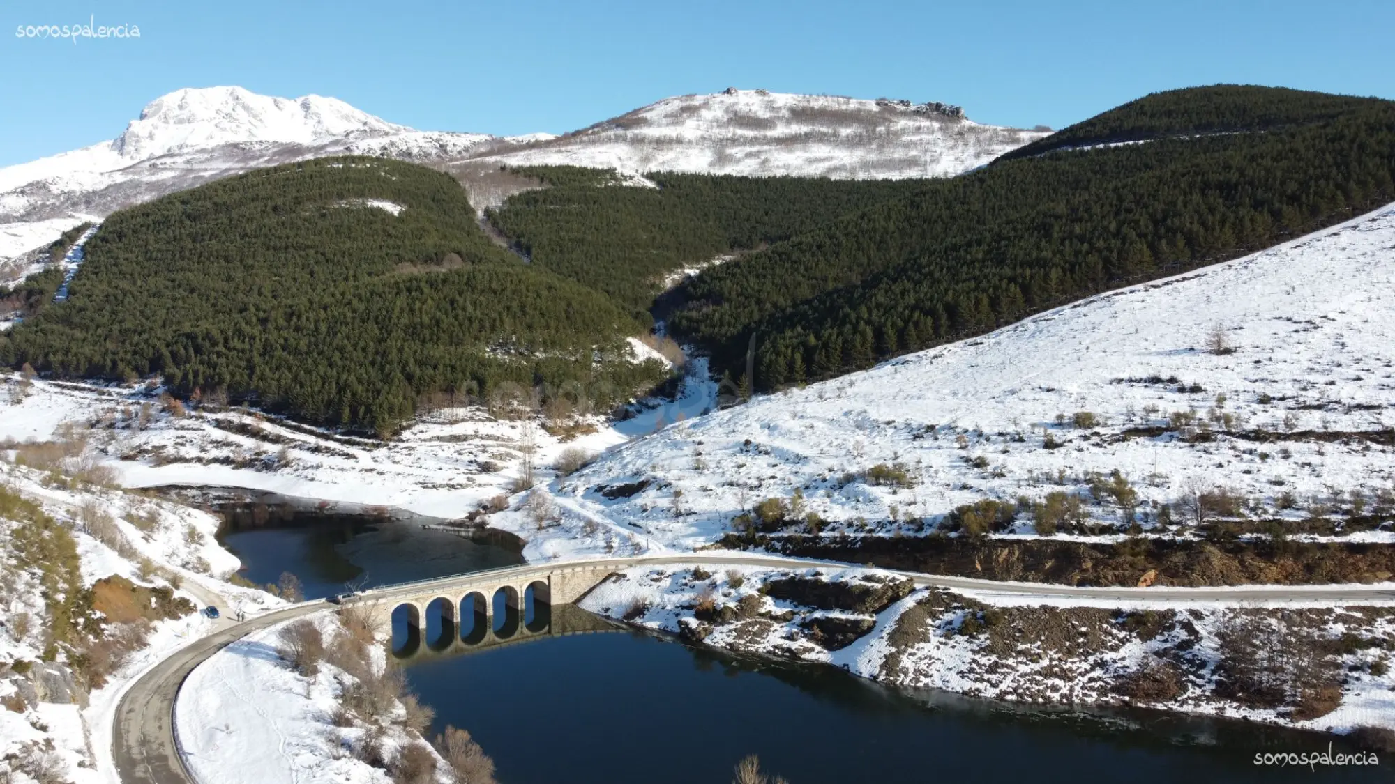Montaña Palentina vista Drone Nieve (5)